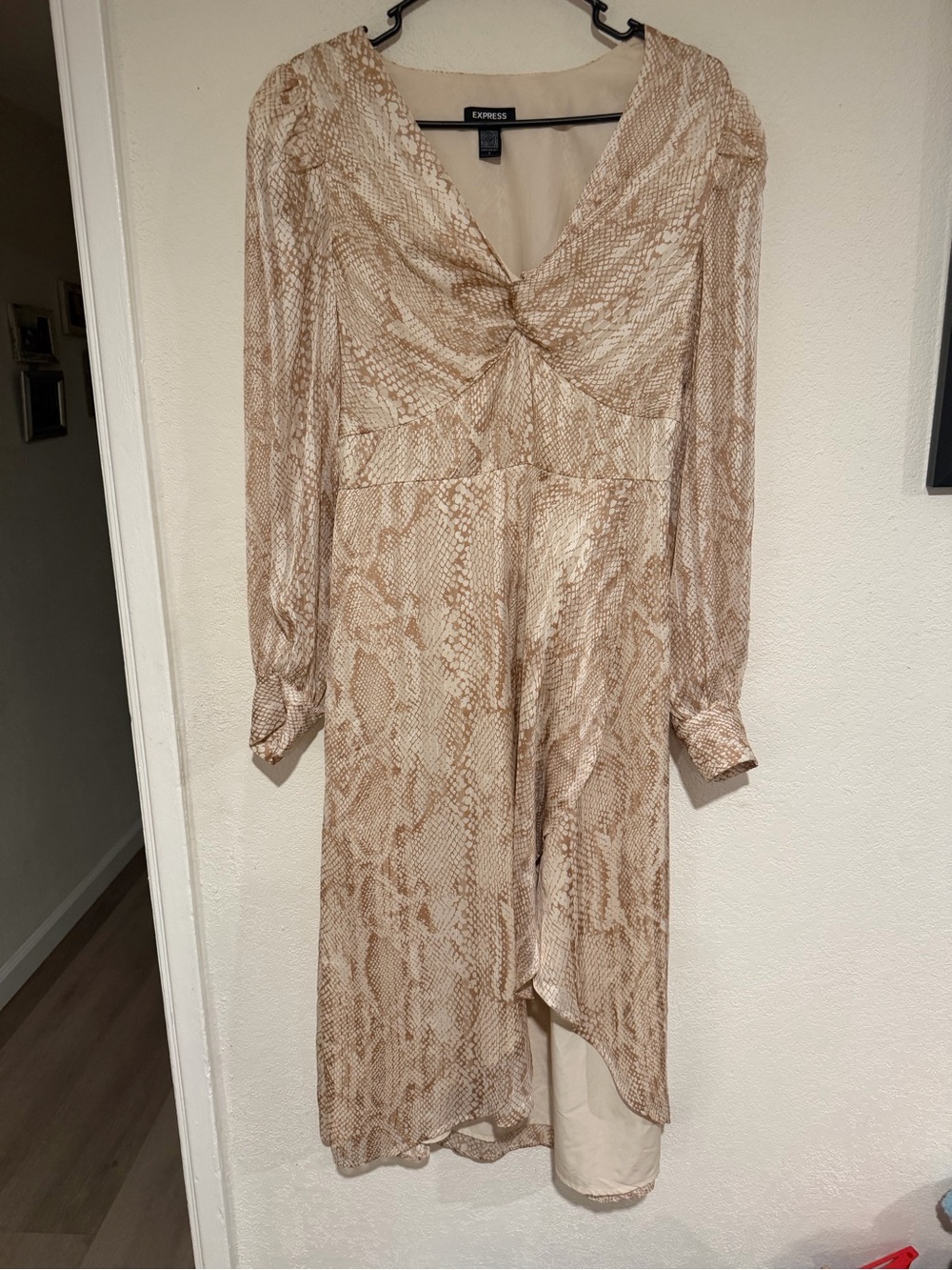 Express Beige Snake-Print Long Sleeve Midi Dress
